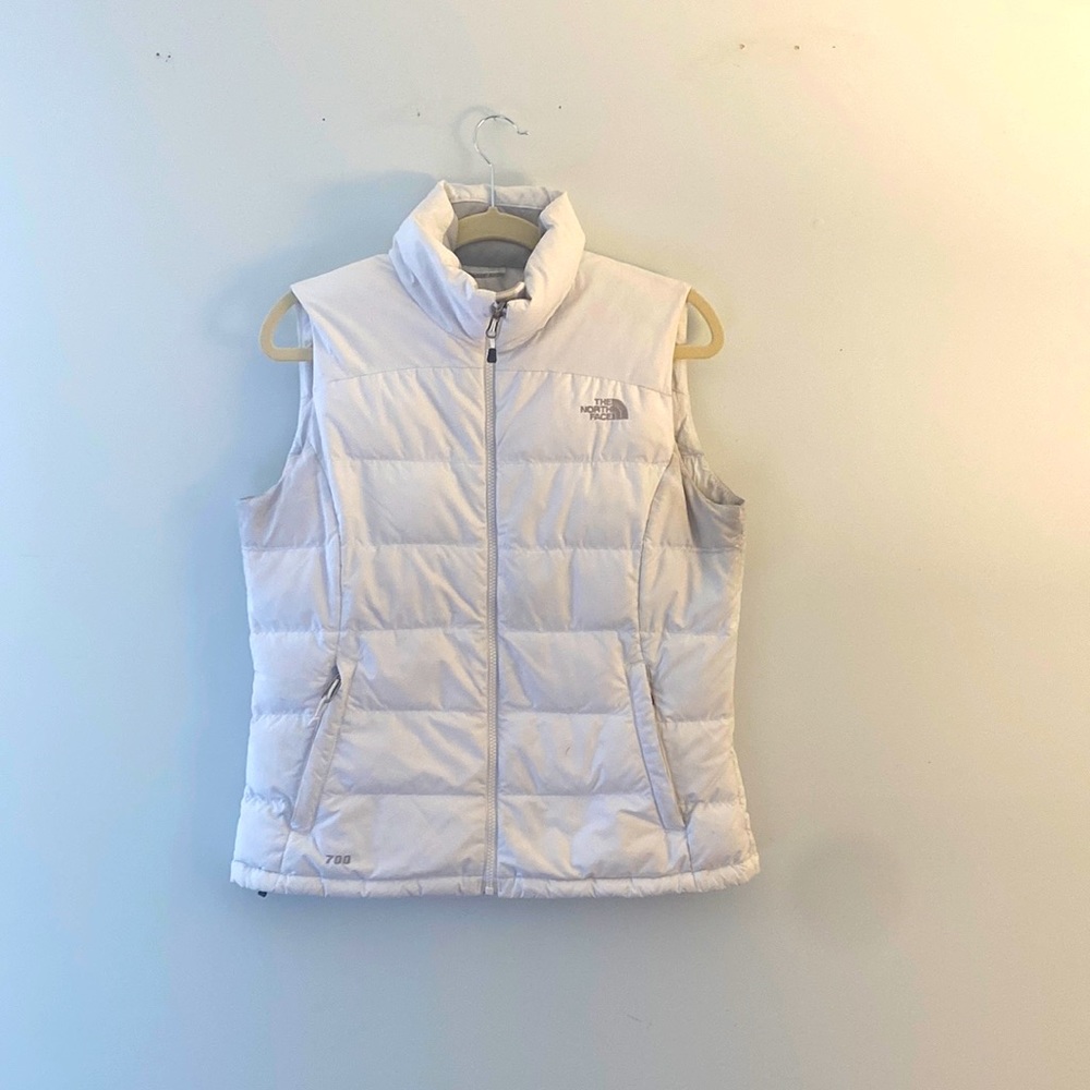 The North Face White Puffer Vest 700